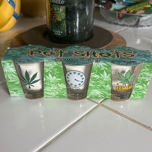 4:20 Pot Shots Shot Glass Set with Leaf Designs